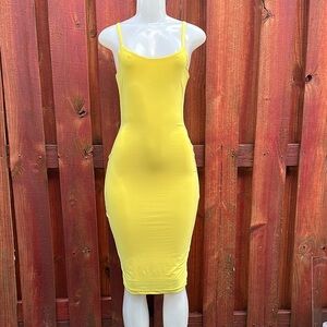 Uptown USA Neon Yellow Spaghetti Strap Bodycon Midi Dress Medium
